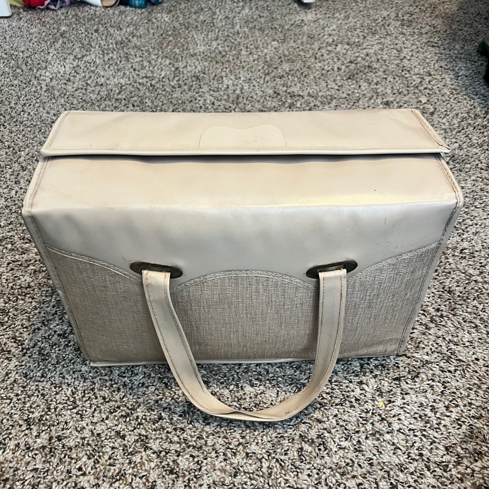 Vintage Baby Tote Diaper Bag Carrier With Glass‎ Bottles Cloth Diapers.